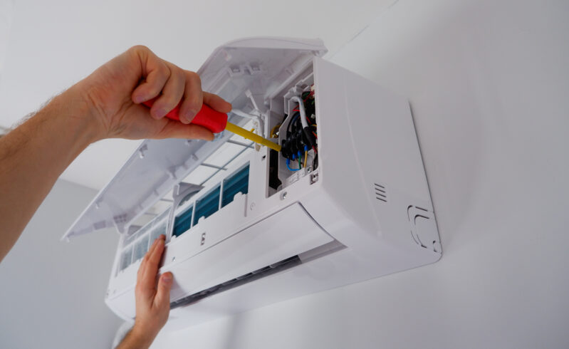 Service på varmepumpe